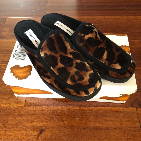 Donald J. Pliner Shoes - Donald J Pliner Mules/Slides size 9